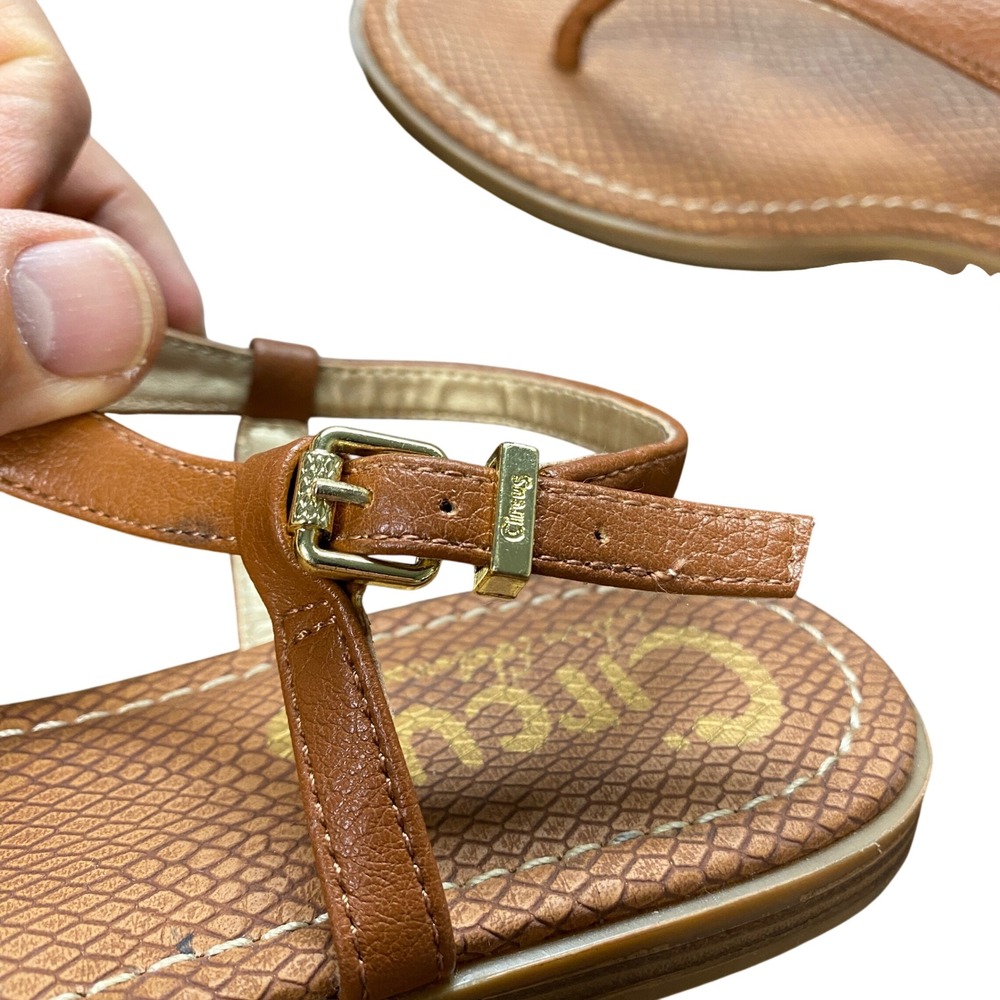 Circus by Sam Edelman Women Tan T-Strap Thong Sandal Buckle Ankle Strap Flat 7.5 - Picture 7 of 13